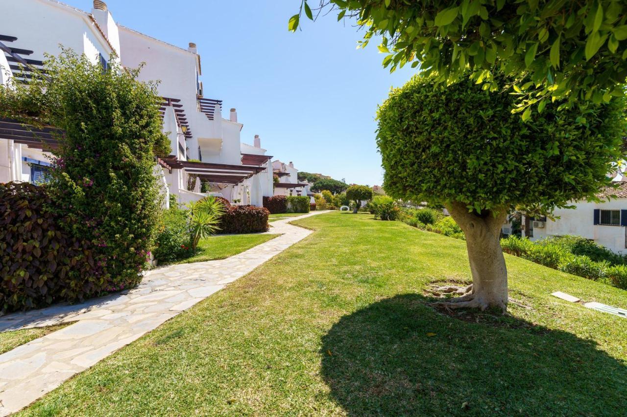 Charming Apartment With Sea Views Sitio de Calahonda Exterior foto